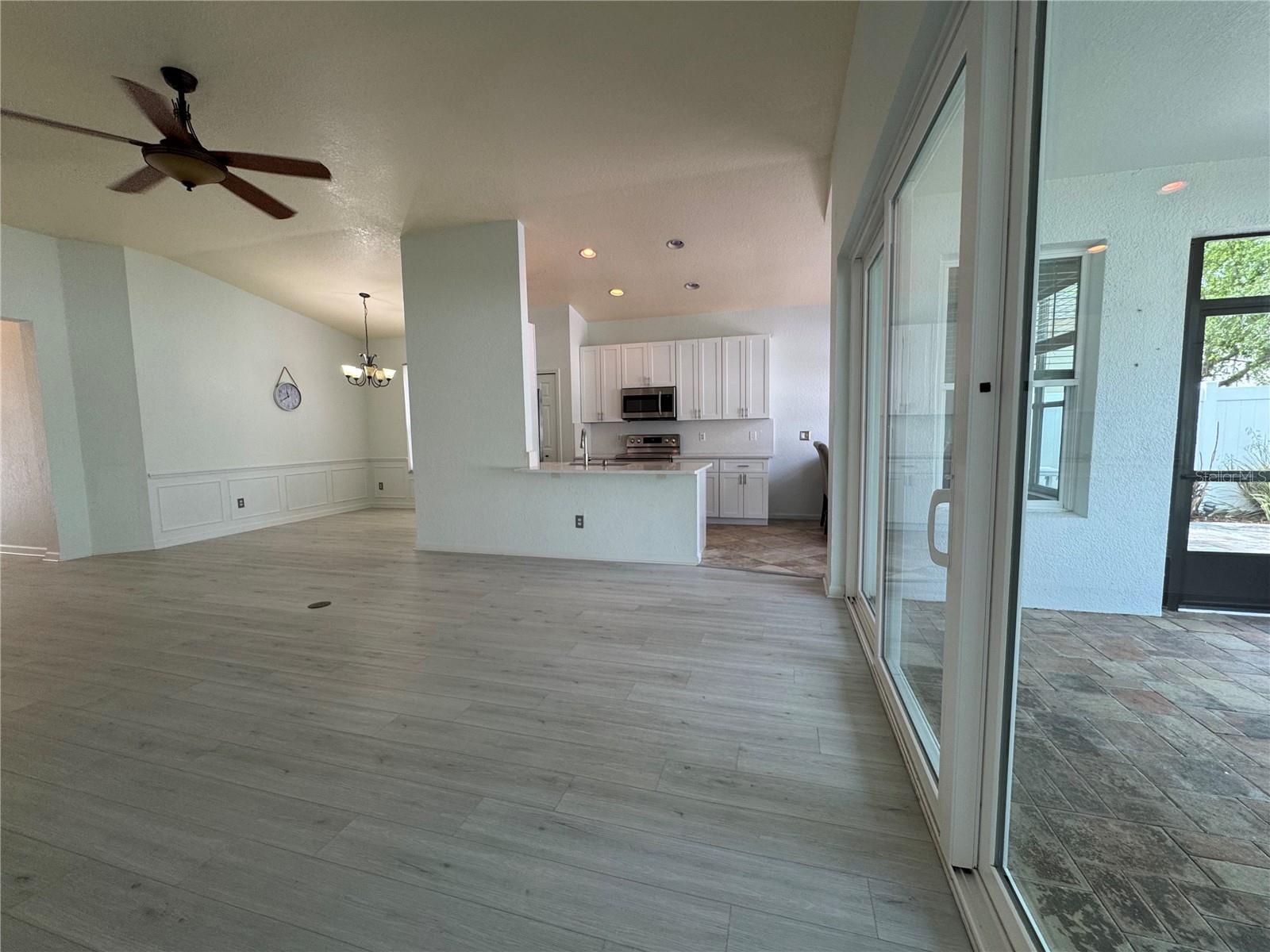 Image 18 of 32 For 8520 Greenbank Boulevard