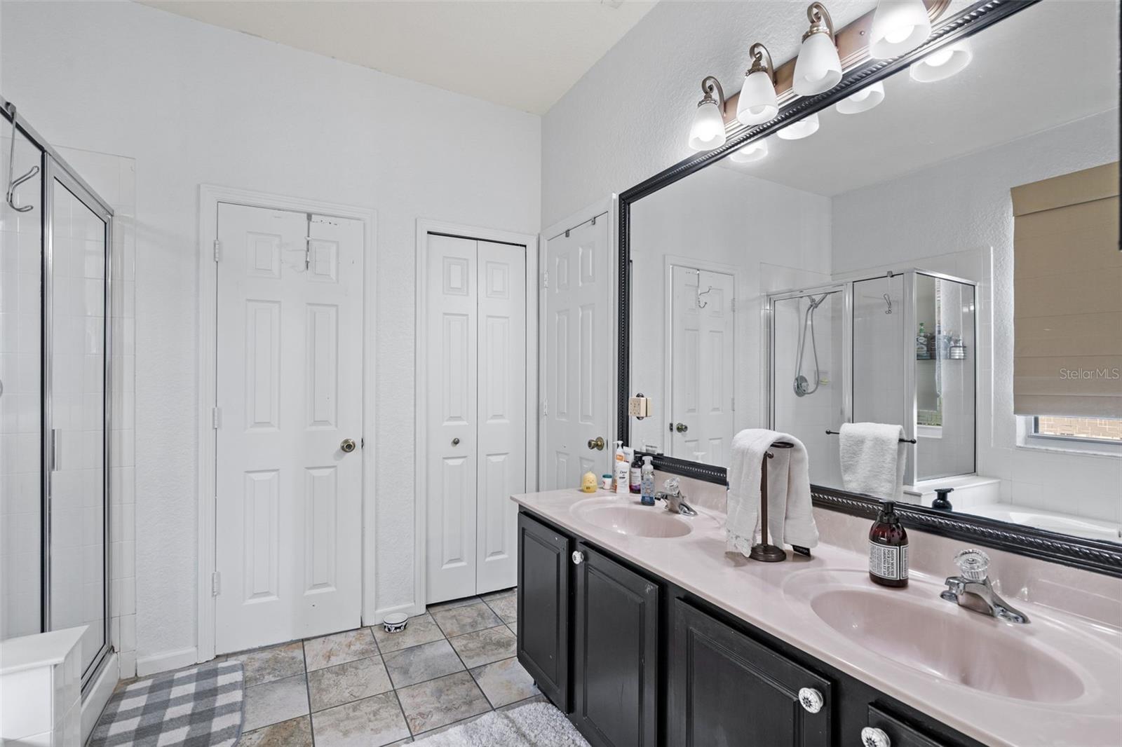 Image 23 of 32 For 8520 Greenbank Boulevard