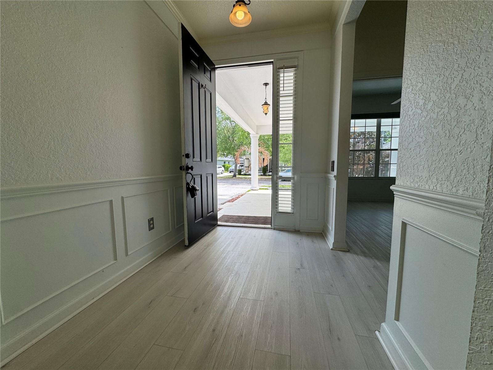 Image 9 of 32 For 8520 Greenbank Boulevard