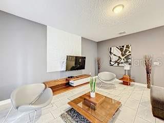 Image 20 of 39 For 1589 Flange Drive