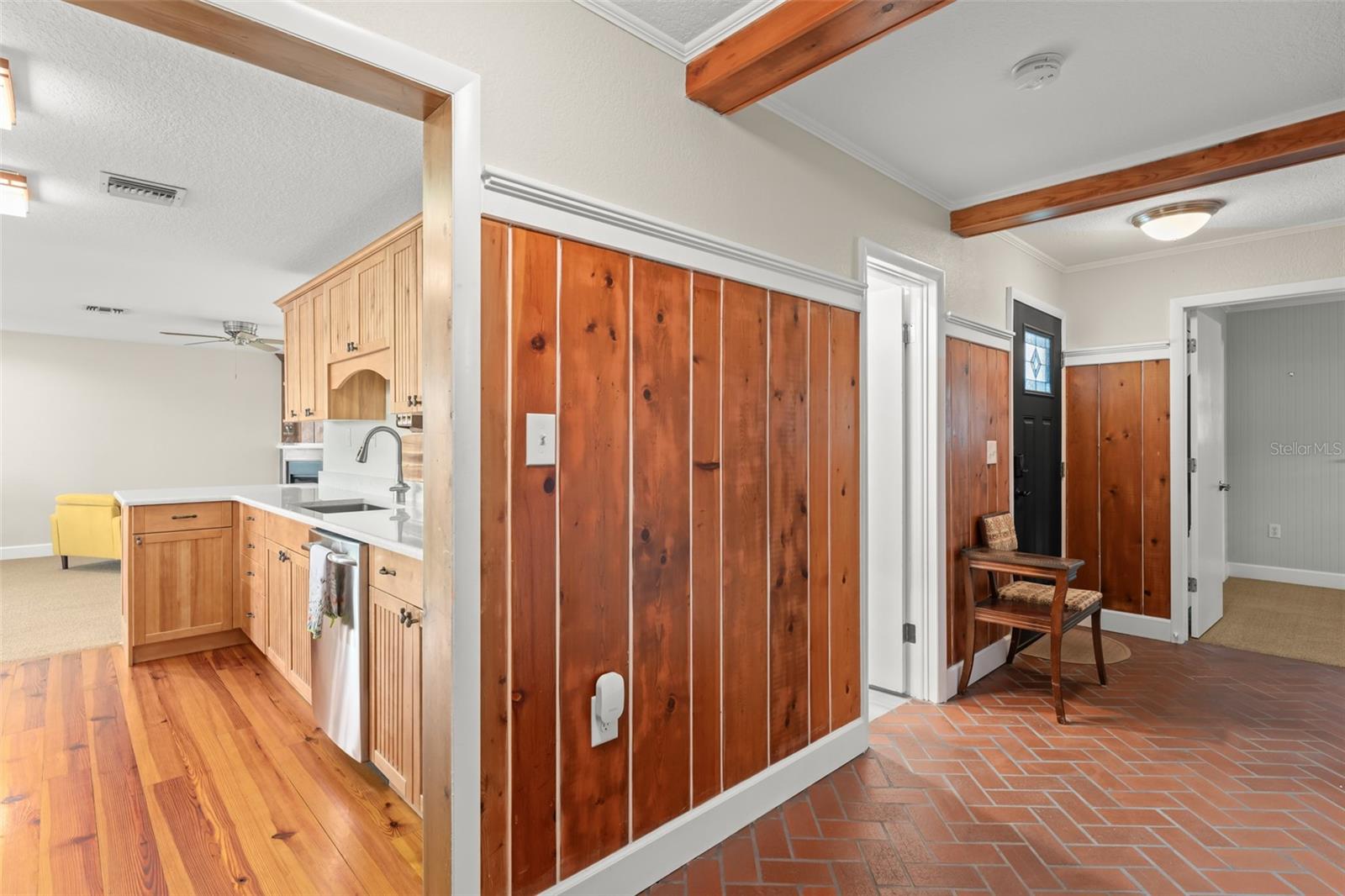 Image 23 of 79 For 10400 Lake Cottage Lane