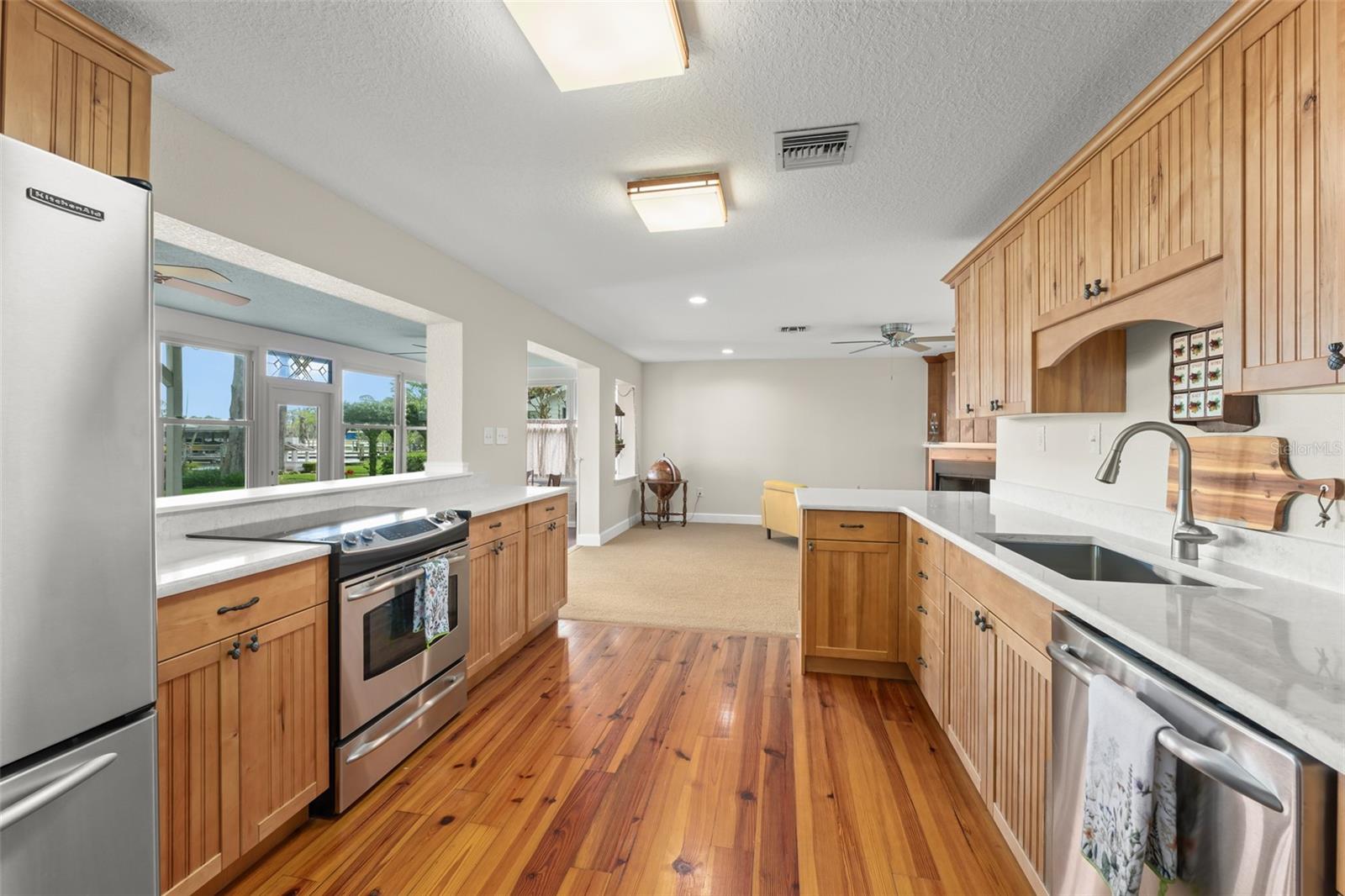 Image 24 of 79 For 10400 Lake Cottage Lane