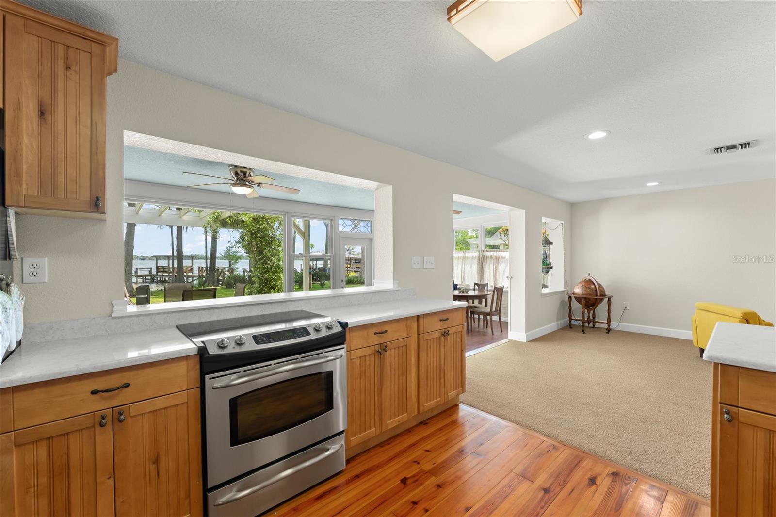 Image 27 of 79 For 10400 Lake Cottage Lane