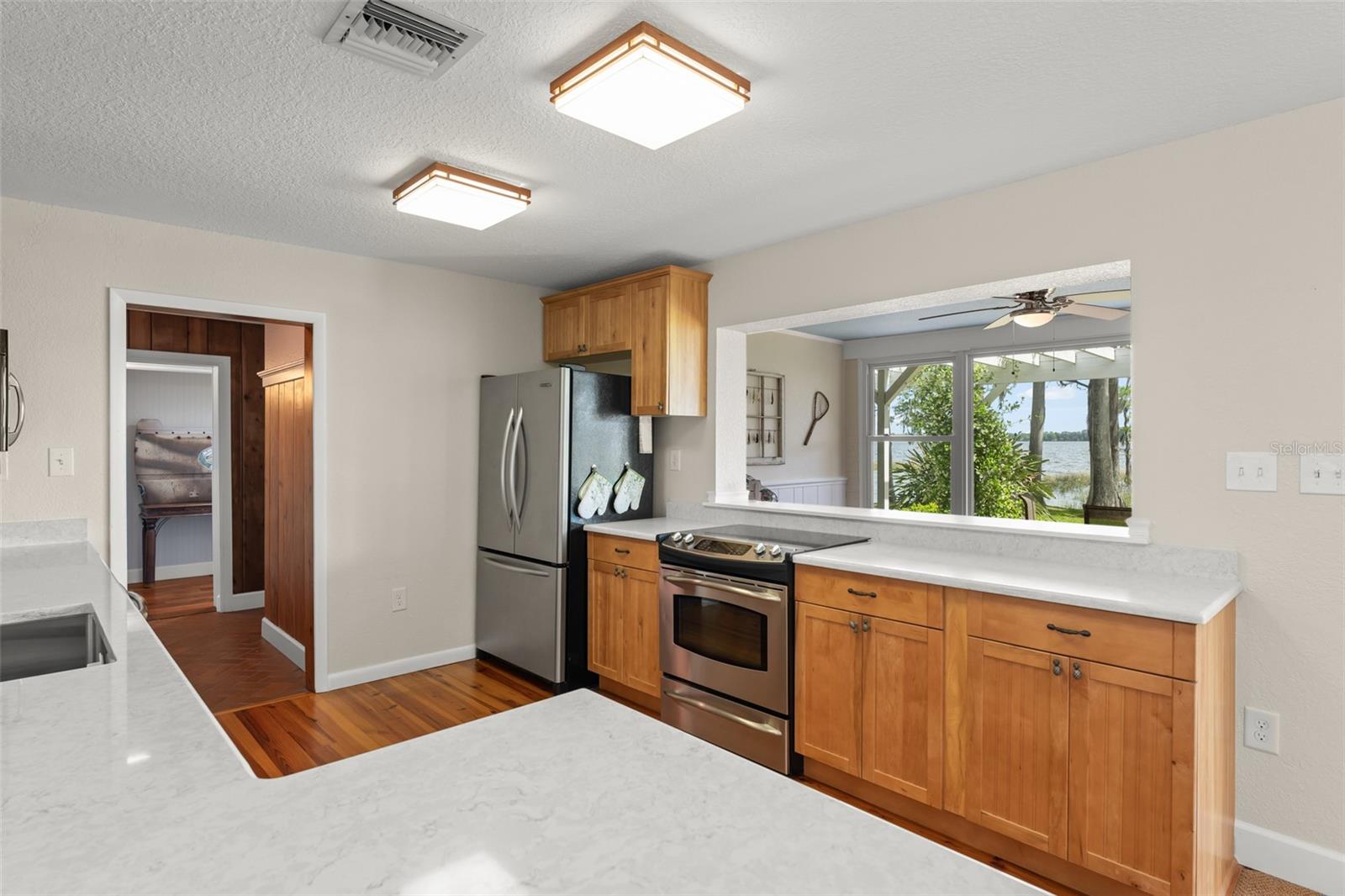 Image 30 of 79 For 10400 Lake Cottage Lane