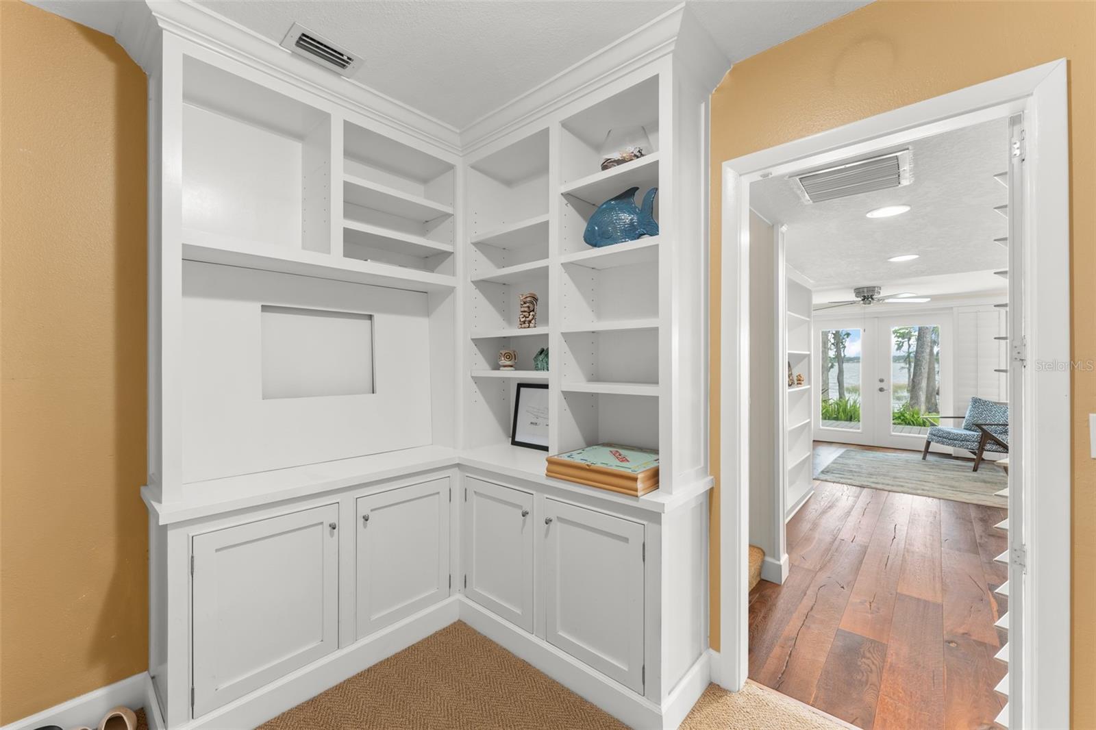 Image 48 of 79 For 10400 Lake Cottage Lane