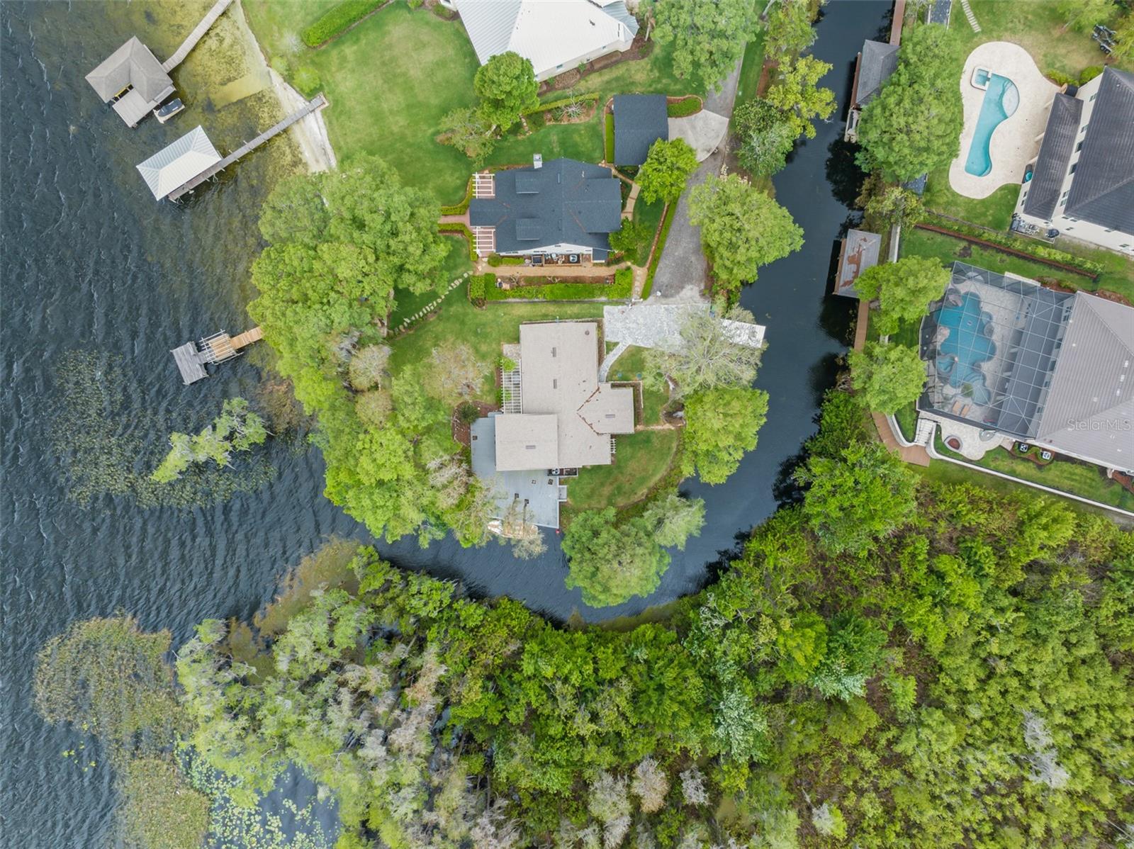 Image 5 of 79 For 10400 Lake Cottage Lane