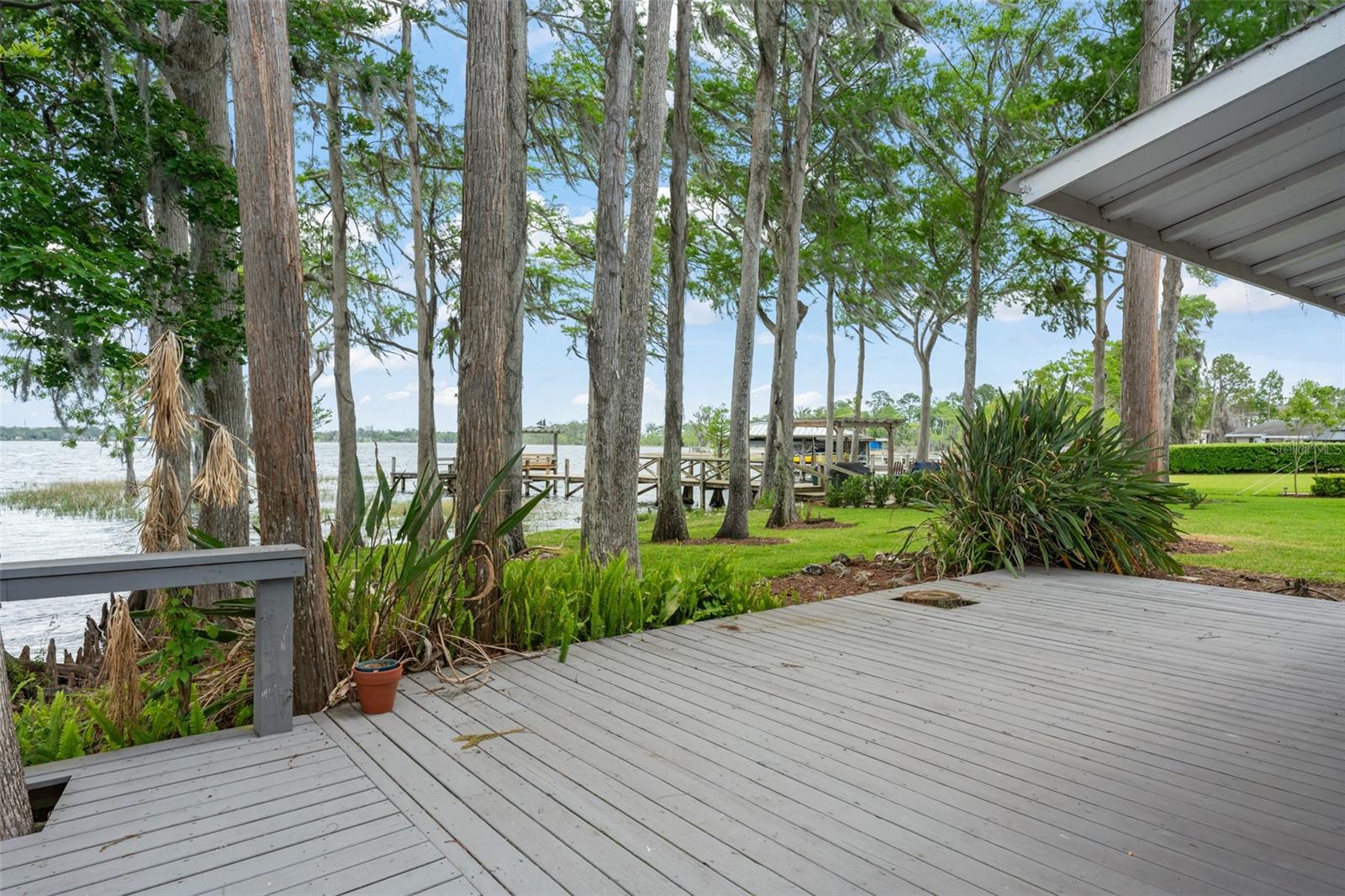 Image 63 of 79 For 10400 Lake Cottage Lane