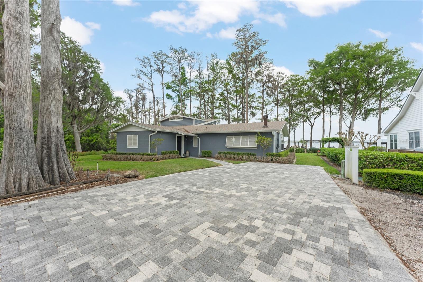 Image 65 of 79 For 10400 Lake Cottage Lane