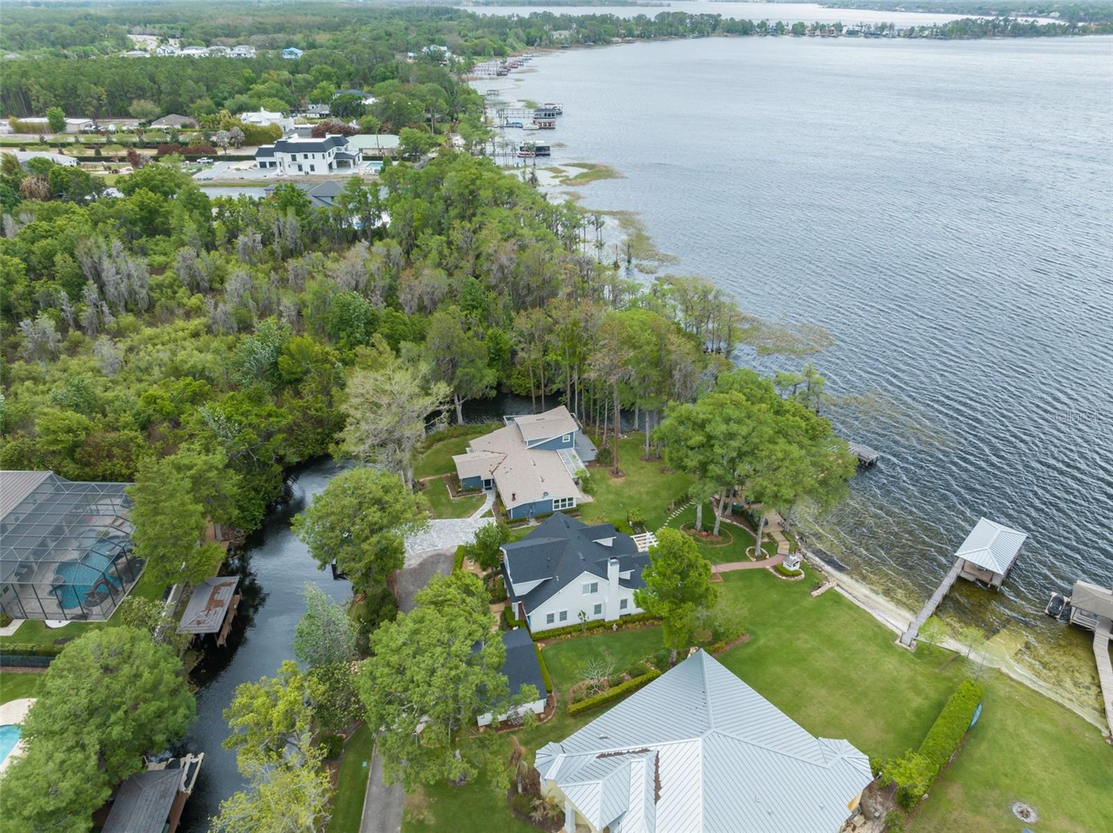 Image 8 of 79 For 10400 Lake Cottage Lane