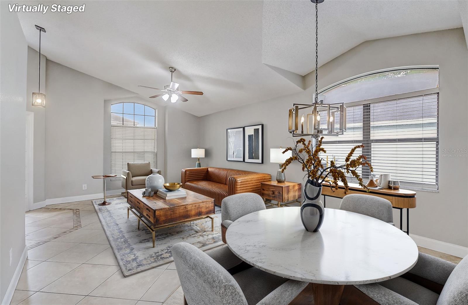 Image 4 of 32 For 14124 Yellow Wood Circle