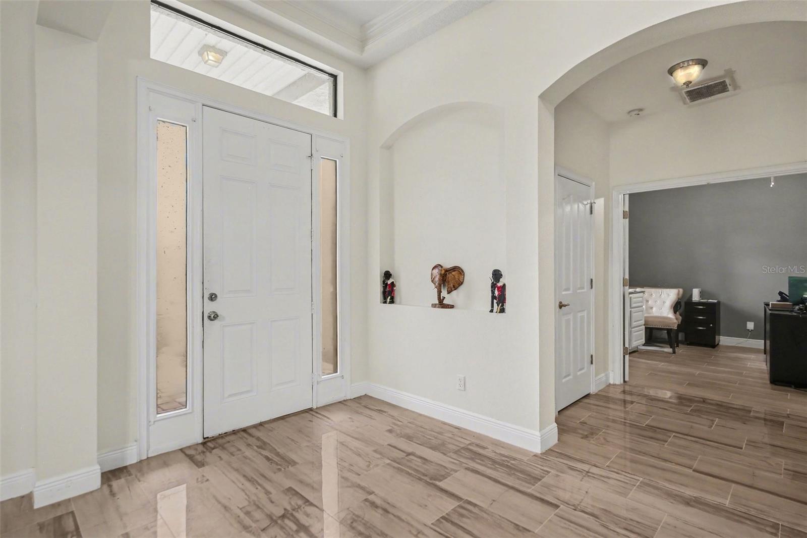 Image 5 of 28 For 1517 Clapton Drive