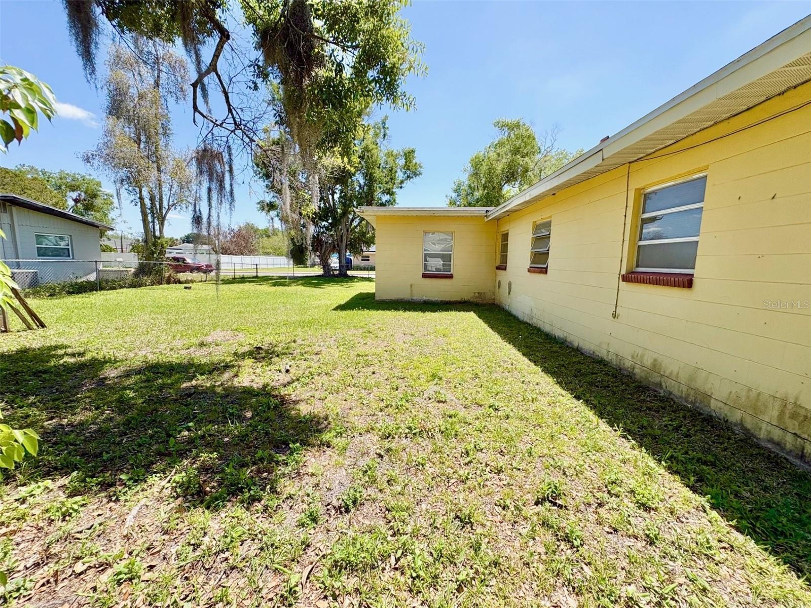 Image 16 of 17 For 1203 Lavon Avenue