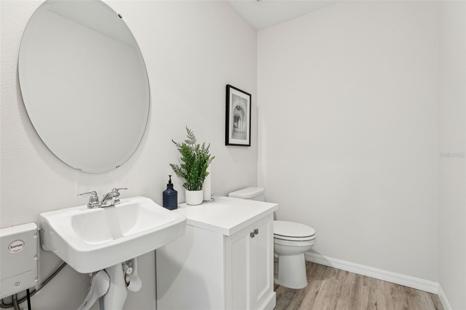Image 11 of 25 For 5561 Taverna Loop