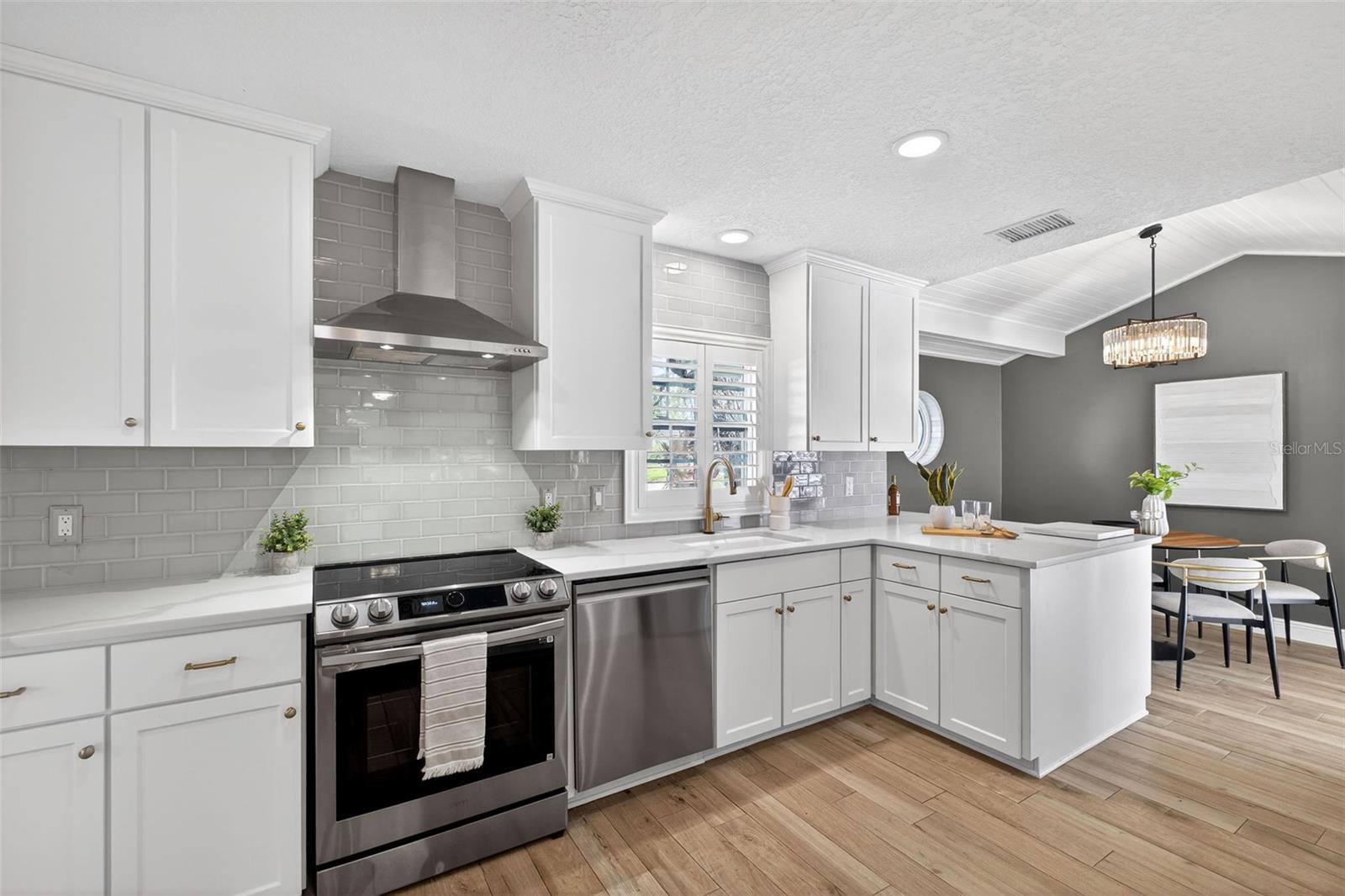 Image 20 of 50 For 1170 Willowbrook Trail