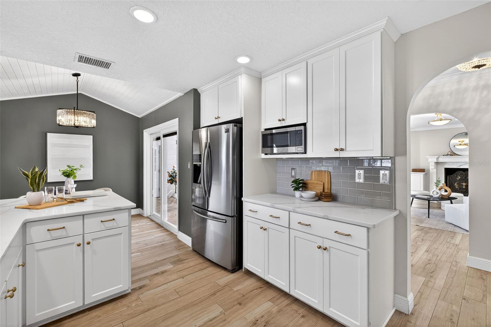 Image 21 of 50 For 1170 Willowbrook Trail