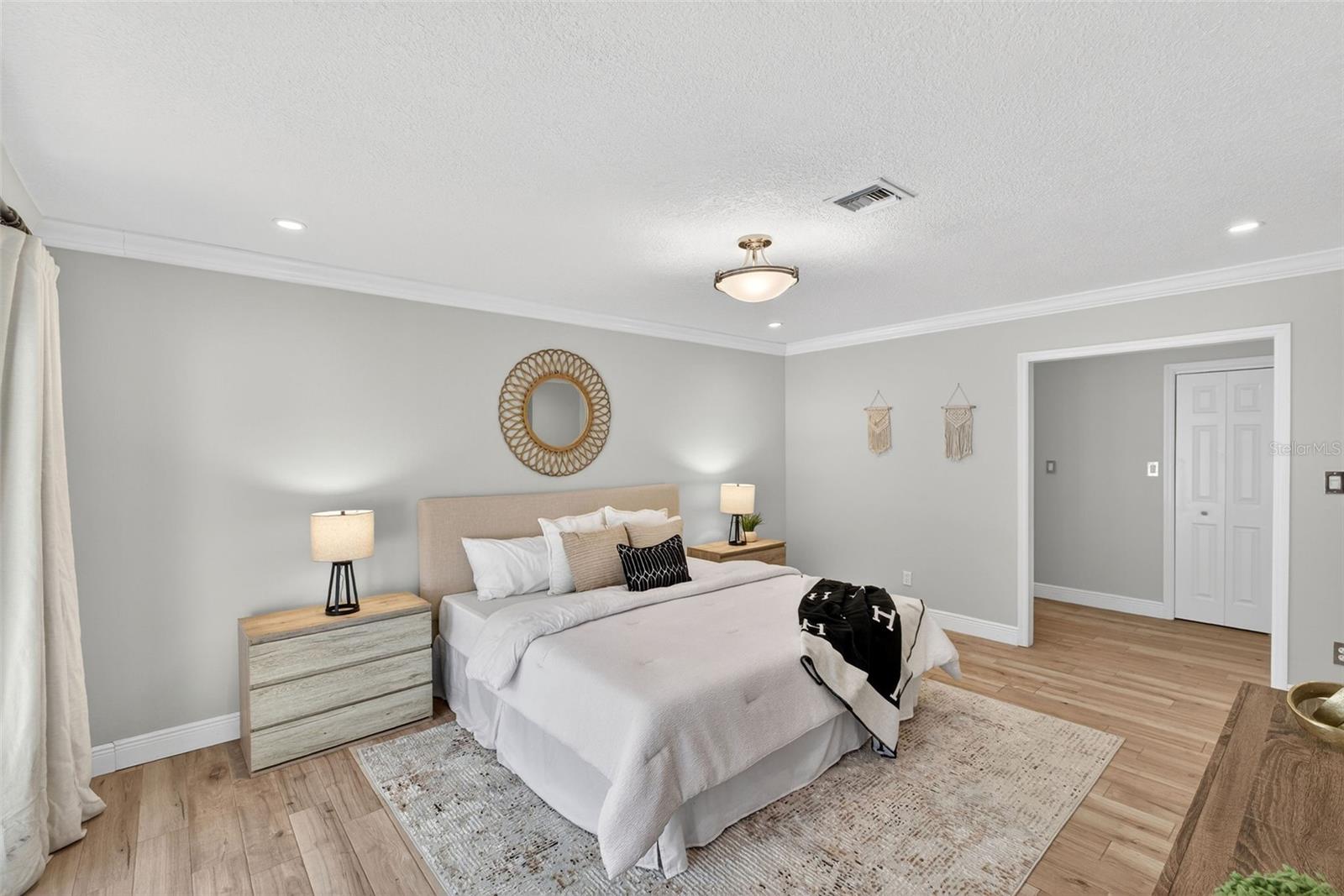 Image 30 of 50 For 1170 Willowbrook Trail