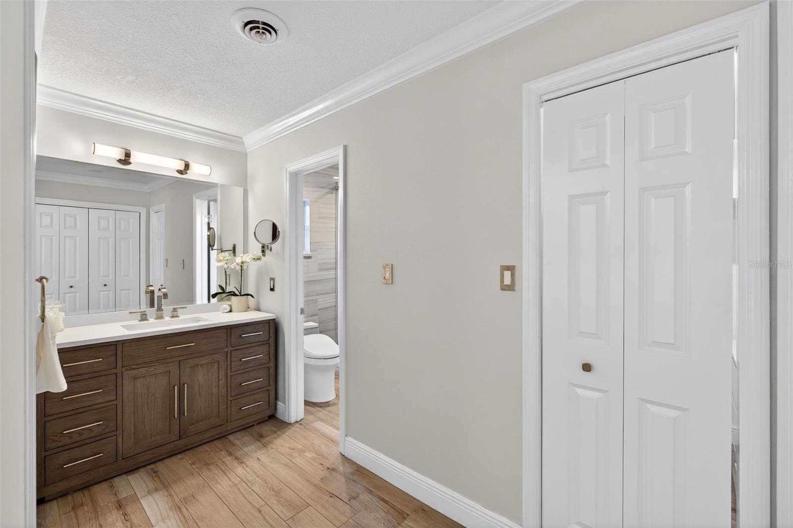 Image 32 of 50 For 1170 Willowbrook Trail