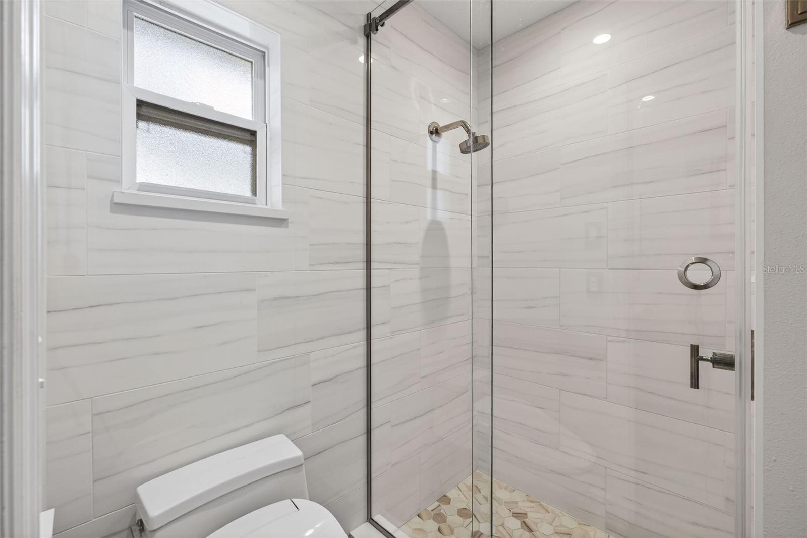 Image 34 of 50 For 1170 Willowbrook Trail