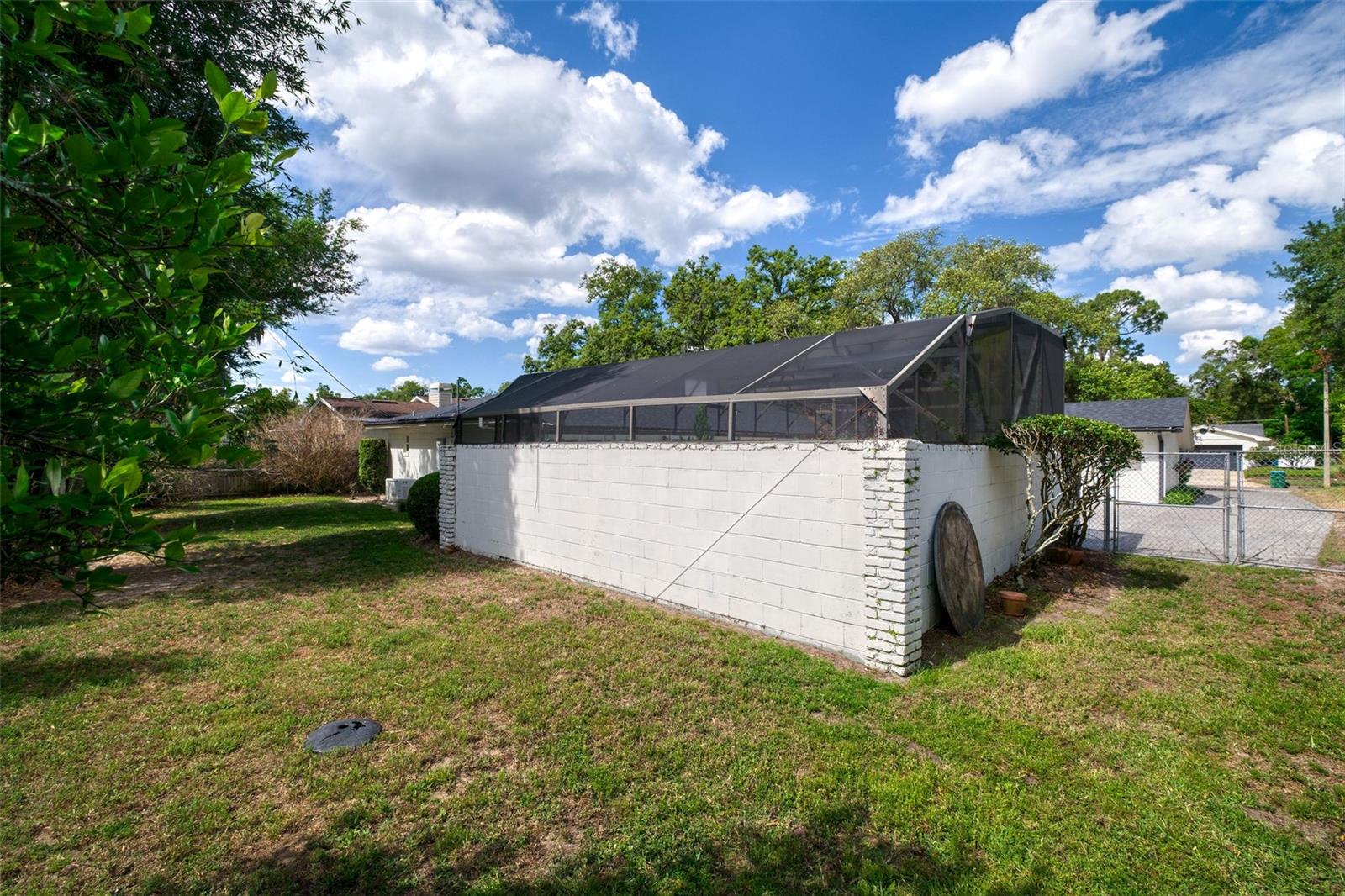 Image 45 of 50 For 1170 Willowbrook Trail