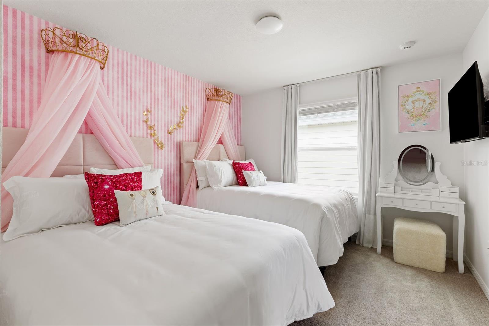 Image 25 of 34 For 2320 Lelani Circle