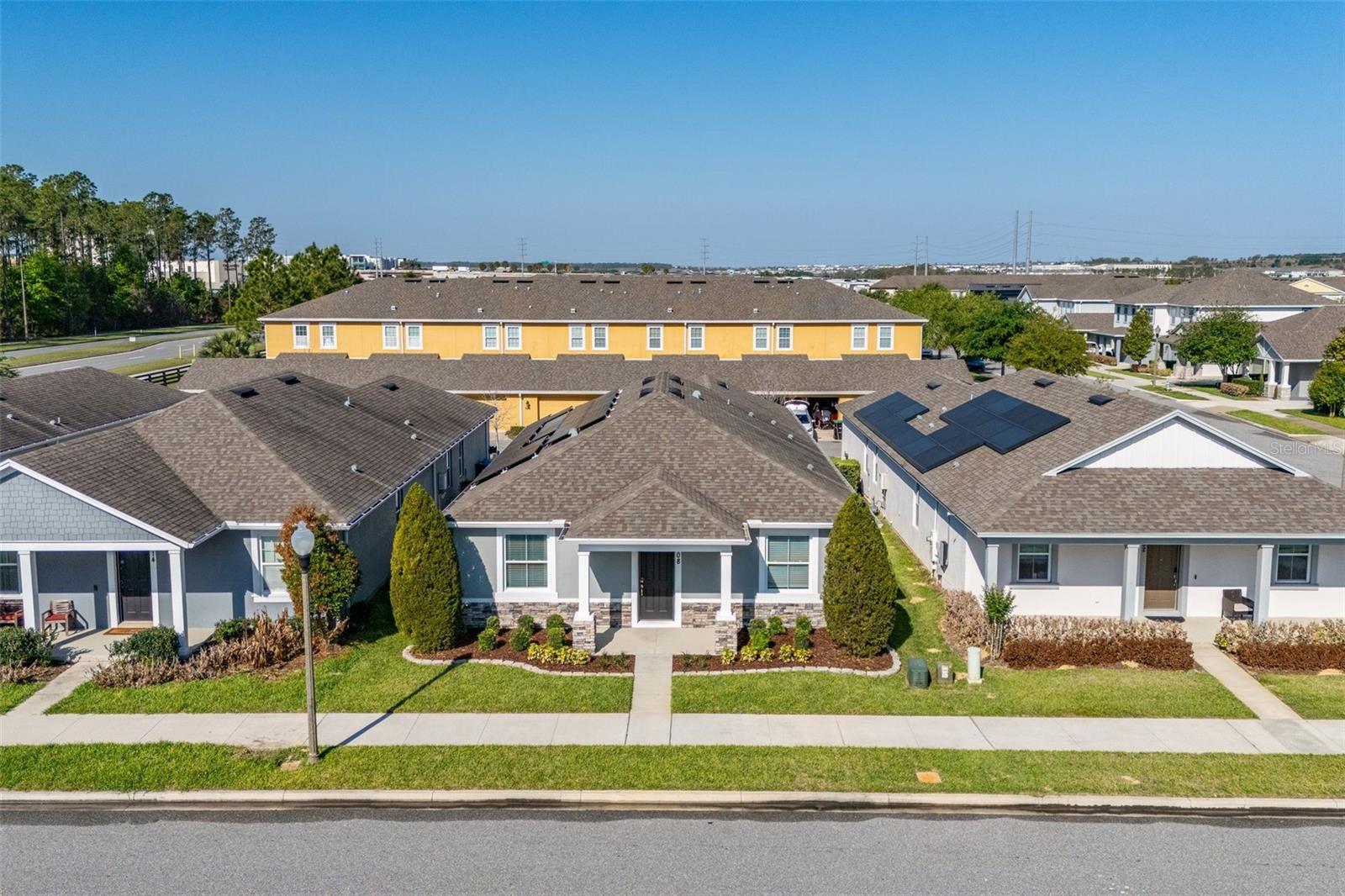 Image 18 of 34 For 6408 Flat Lemon Drive