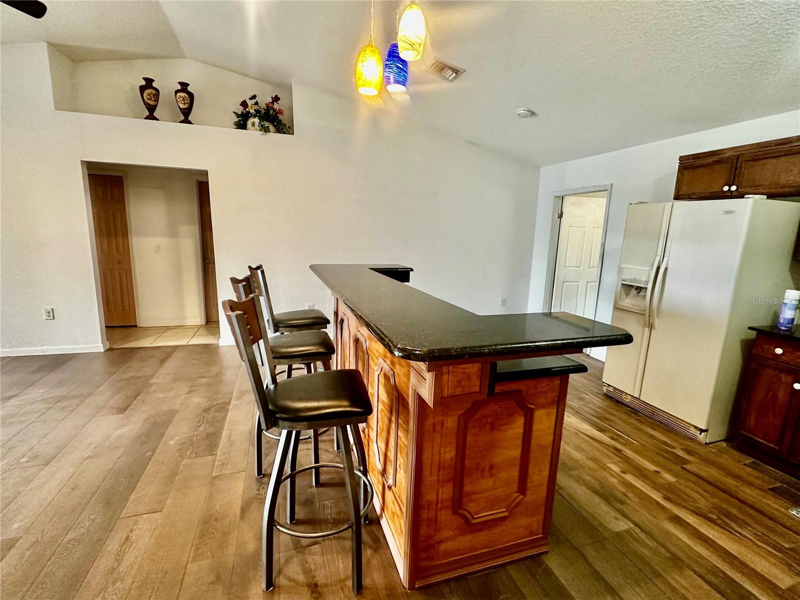 Image 6 of 36 For 910 Rich Drive