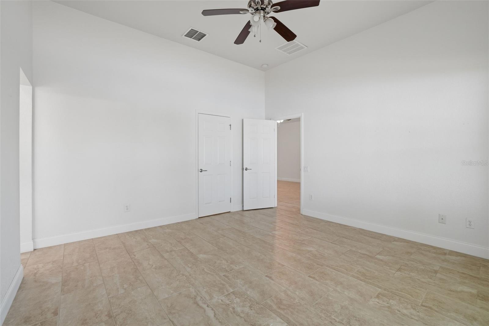 Listing photo id 19 for 14341 Windigo Lane