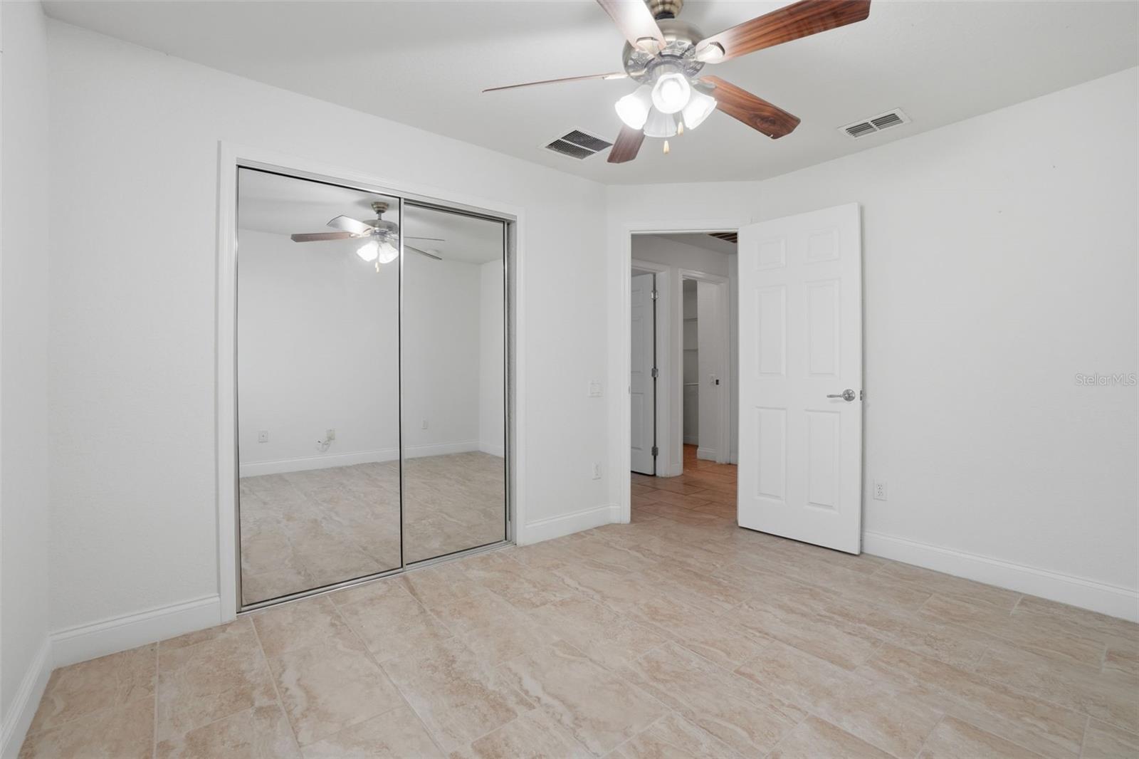 Listing photo id 32 for 14341 Windigo Lane