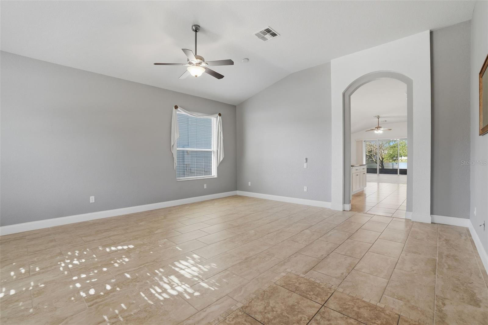 Listing photo id 4 for 14341 Windigo Lane