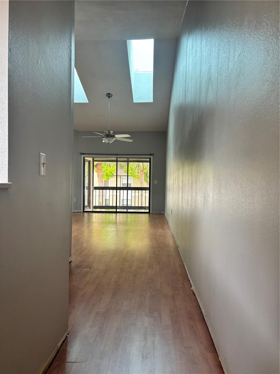 Image 3 of 10 For 3118 Semoran Boulevard N2