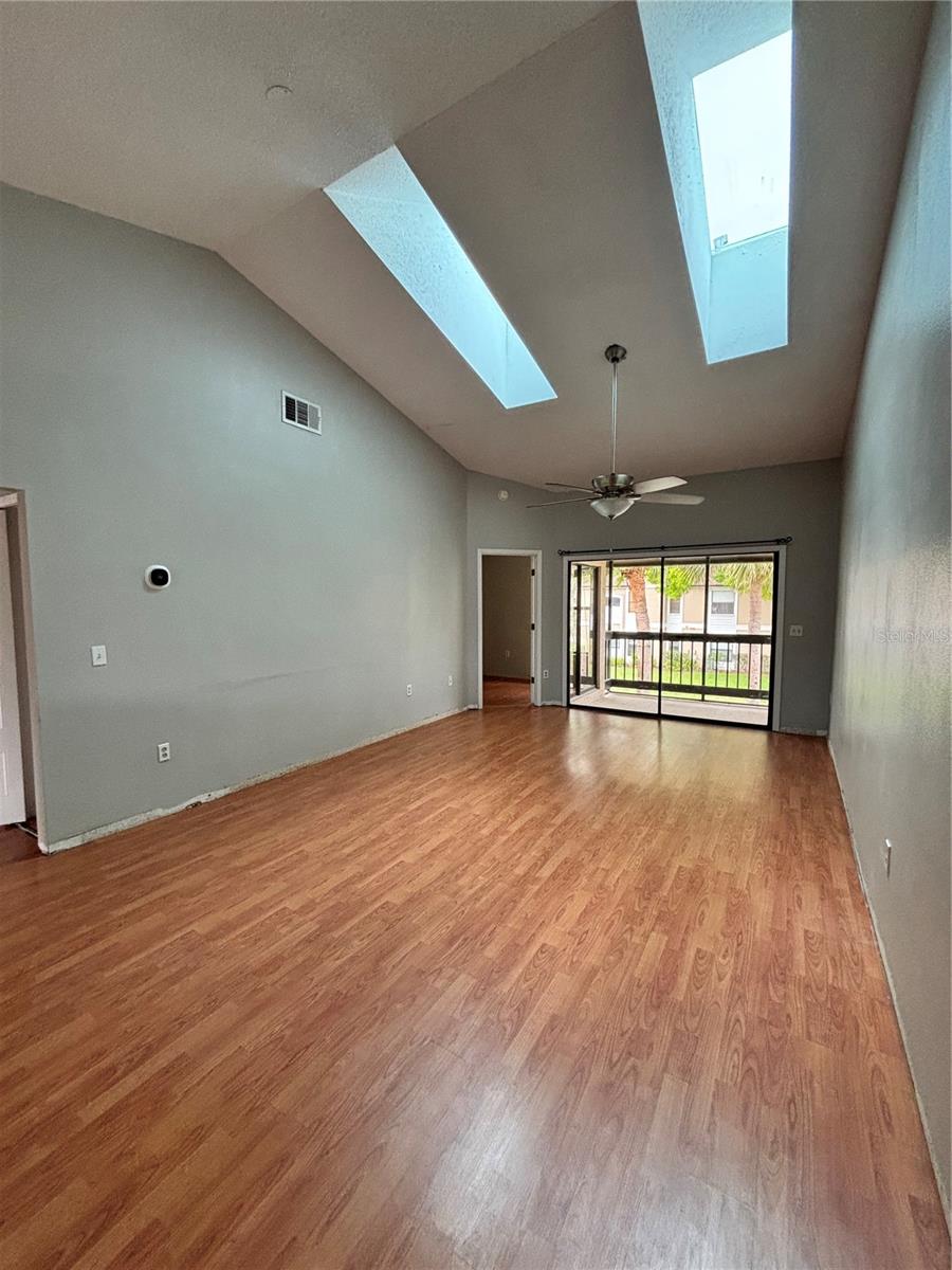 Image 4 of 10 For 3118 Semoran Boulevard N2