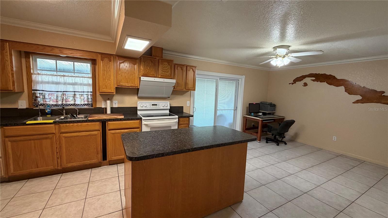 Image 6 of 20 For 655 Murphy Road