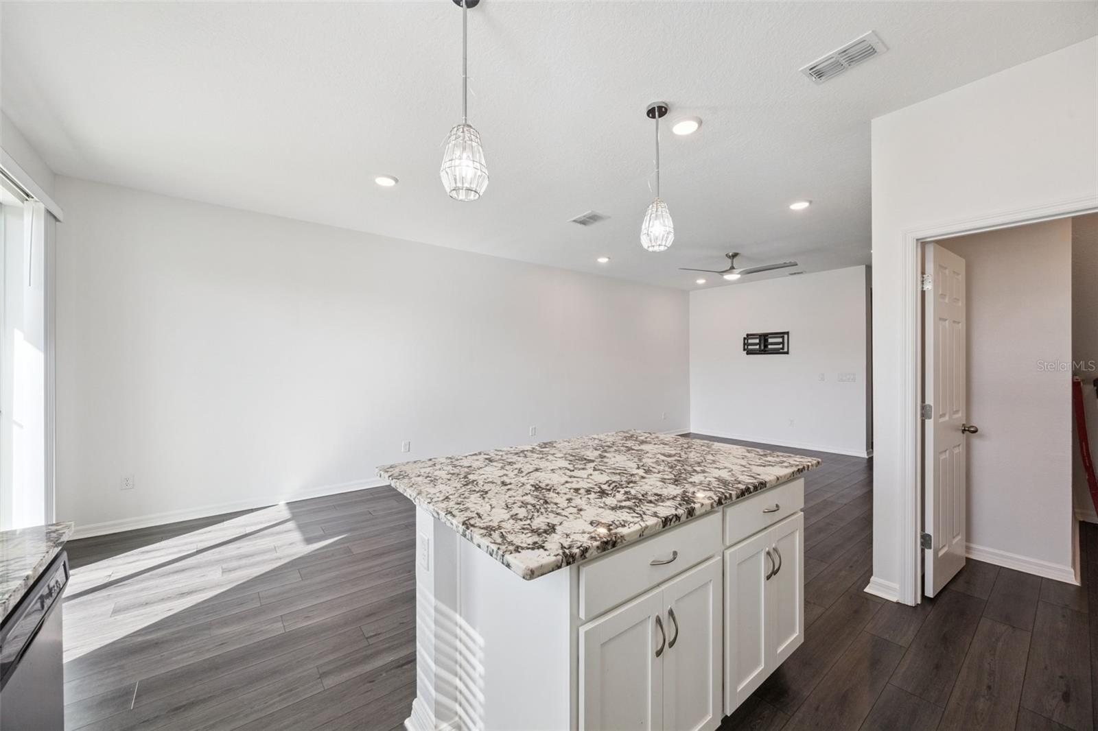 Image 7 of 20 For 759 Spring Palms Loop