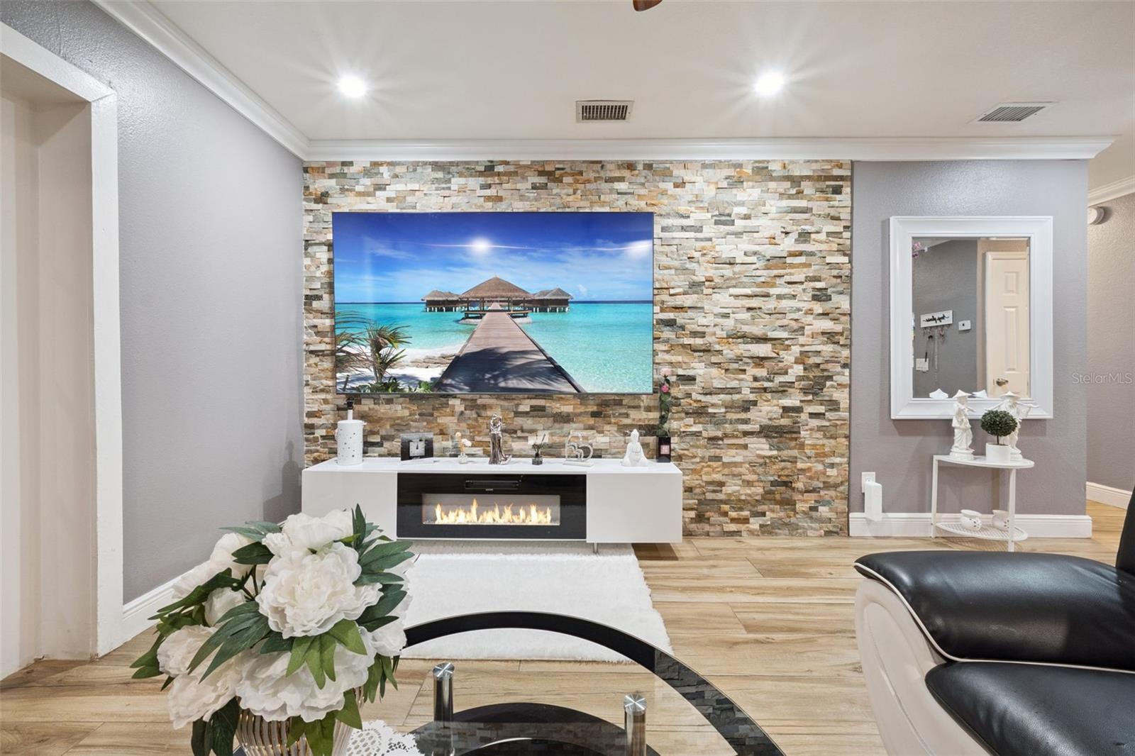 Image 10 of 24 For 6837 Edgefield Lane