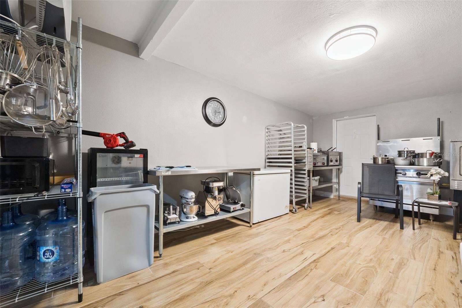 Image 17 of 24 For 6837 Edgefield Lane