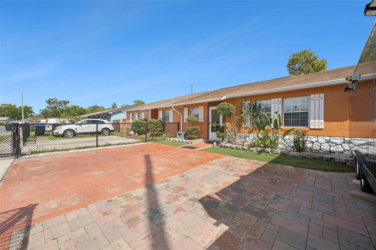 Image 2 of 24 For 6837 Edgefield Lane