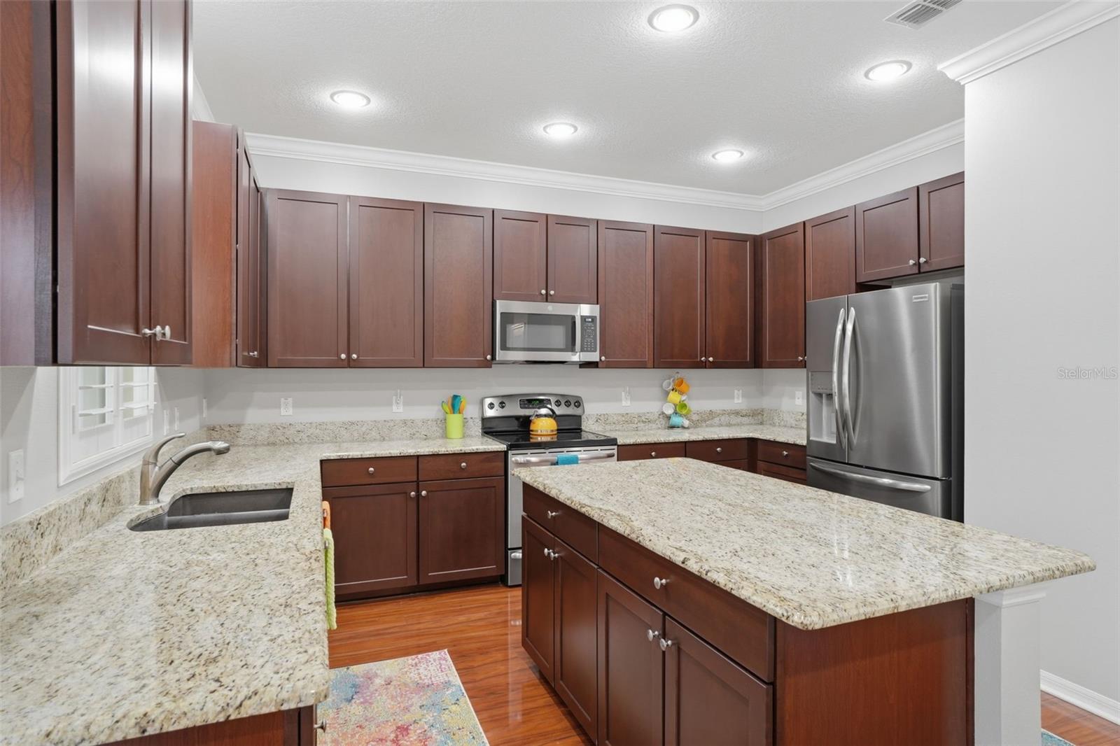 Image 15 of 52 For 5693 Daley Way