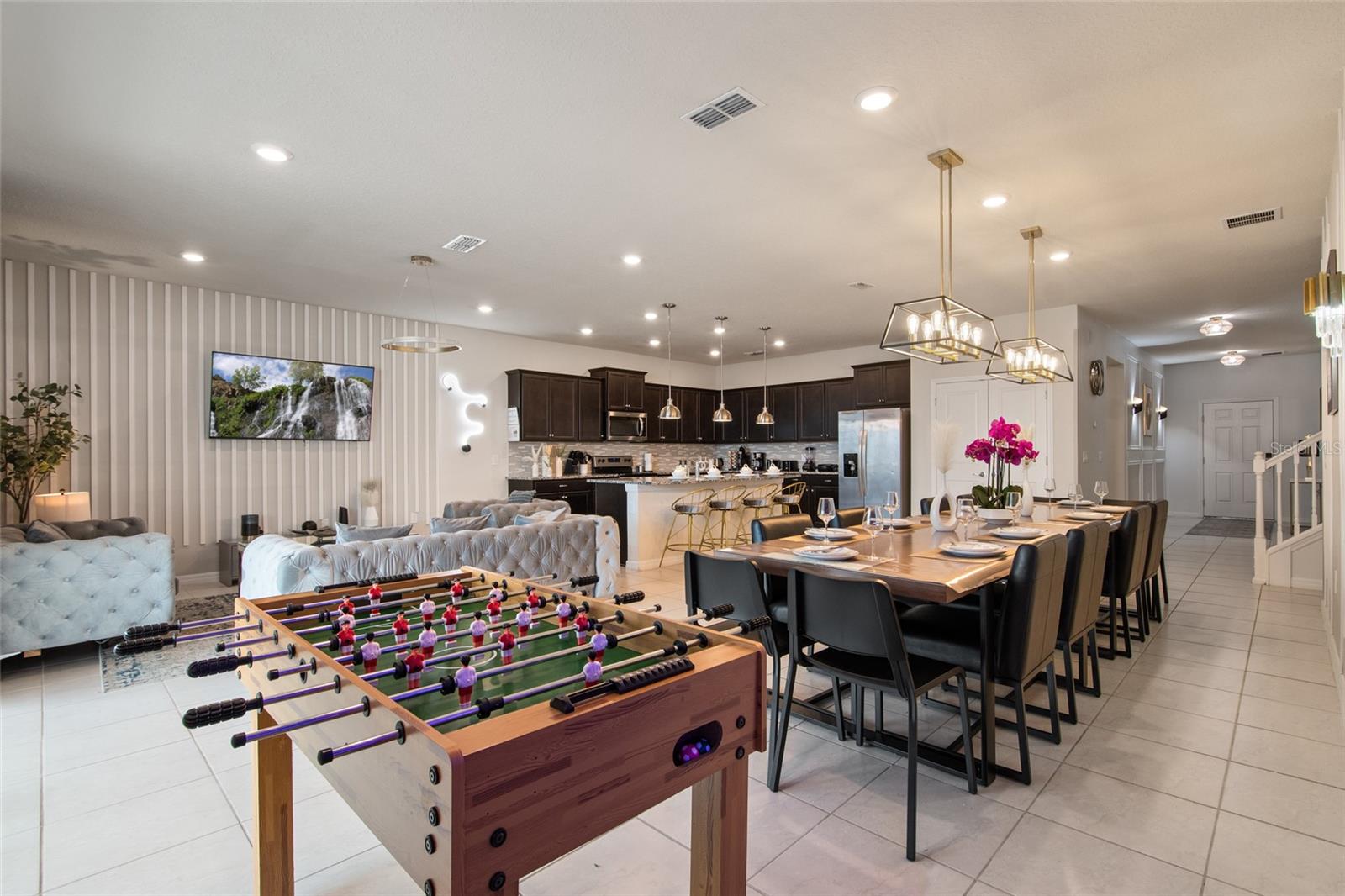 Image 19 of 93 For 4361 Lana Avenue