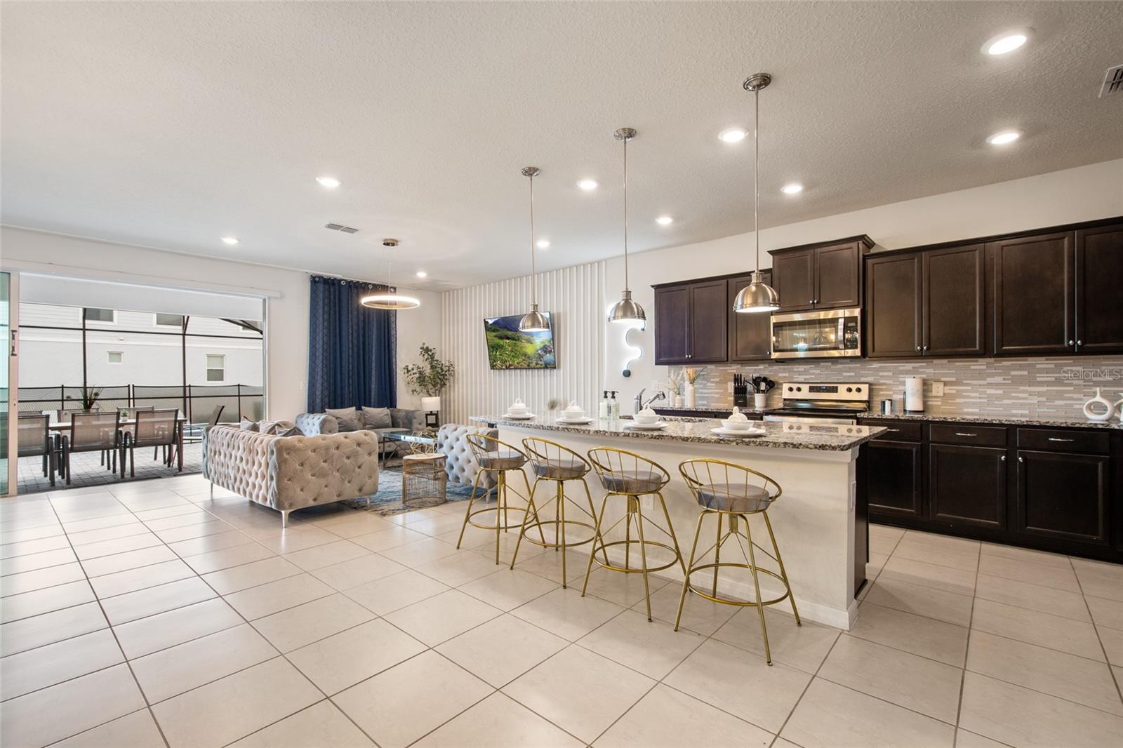 Image 23 of 93 For 4361 Lana Avenue