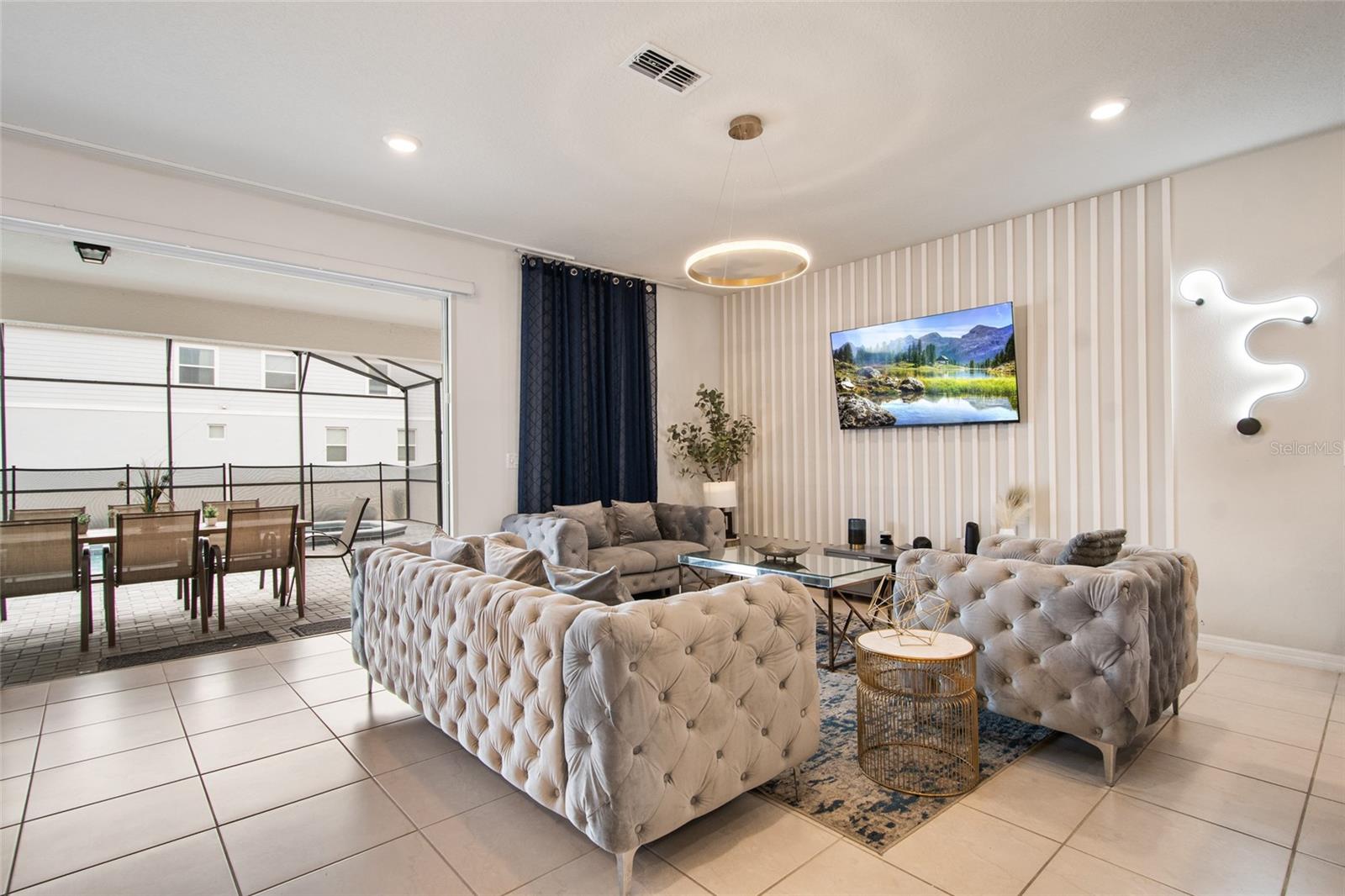 Image 27 of 93 For 4361 Lana Avenue