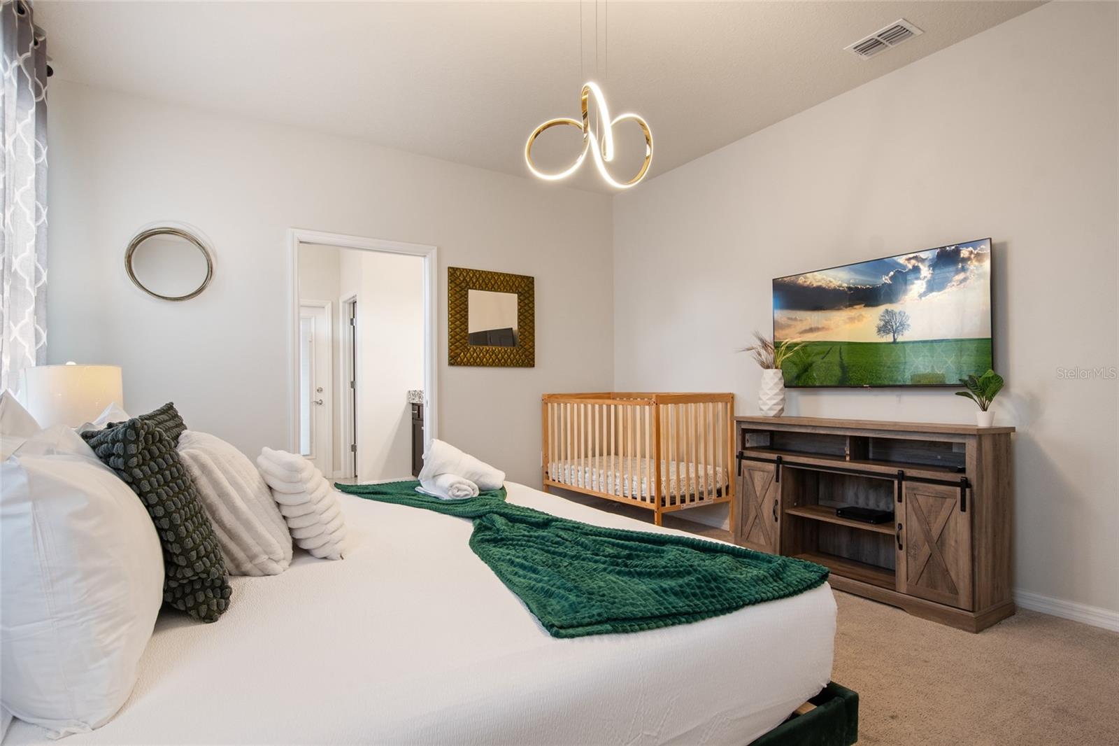 Image 40 of 93 For 4361 Lana Avenue