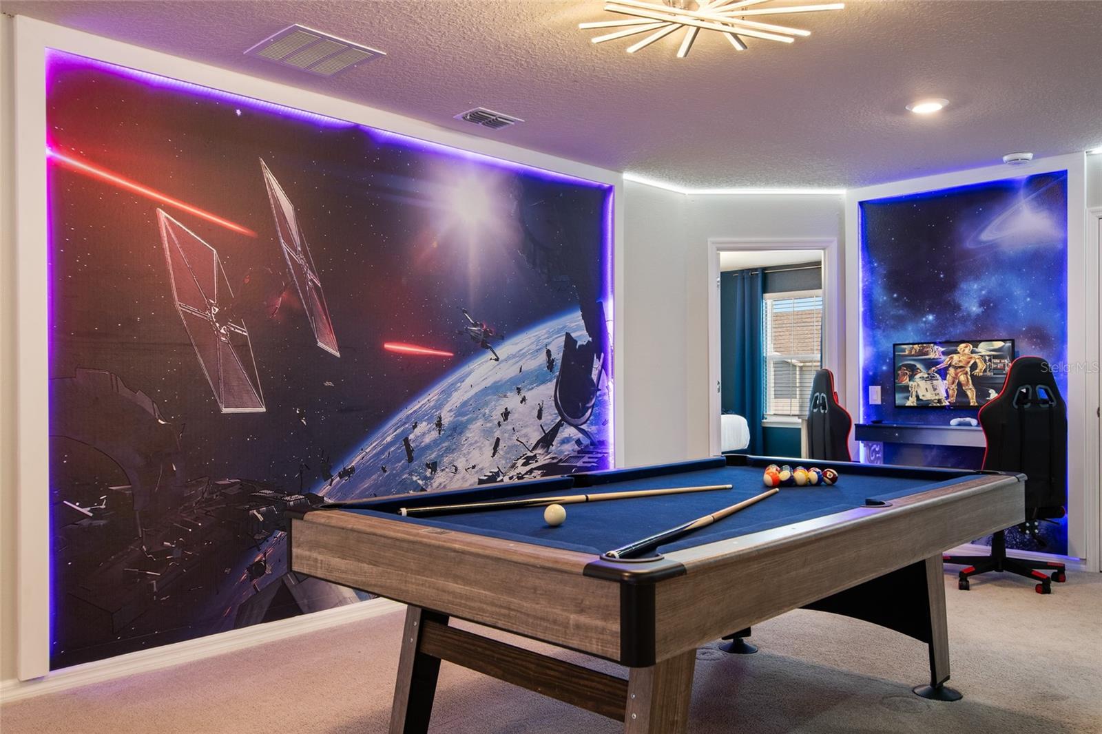 Image 44 of 93 For 4361 Lana Avenue