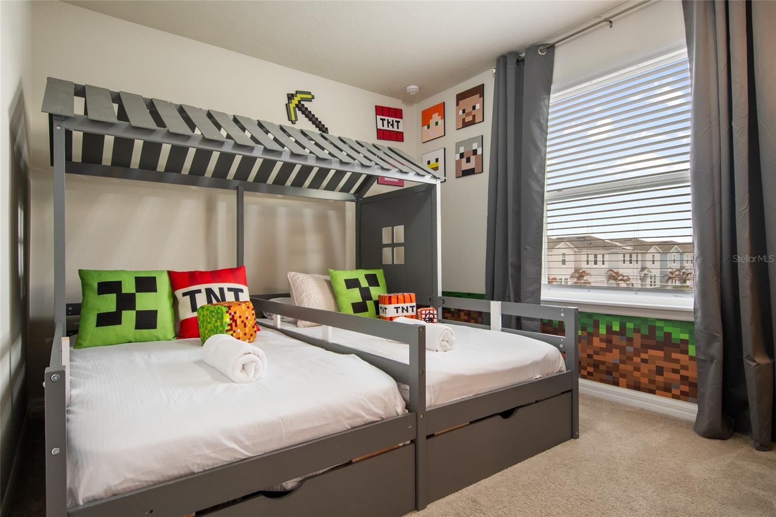 Image 76 of 93 For 4361 Lana Avenue