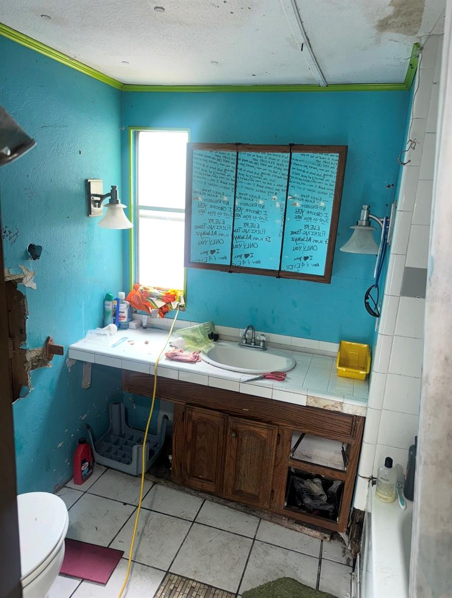 Image 6 of 7 For 1815 Sunny Palm Drive