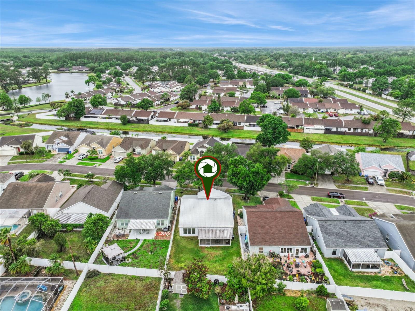 Listing photo id 21 for 11340 Calgary Circle