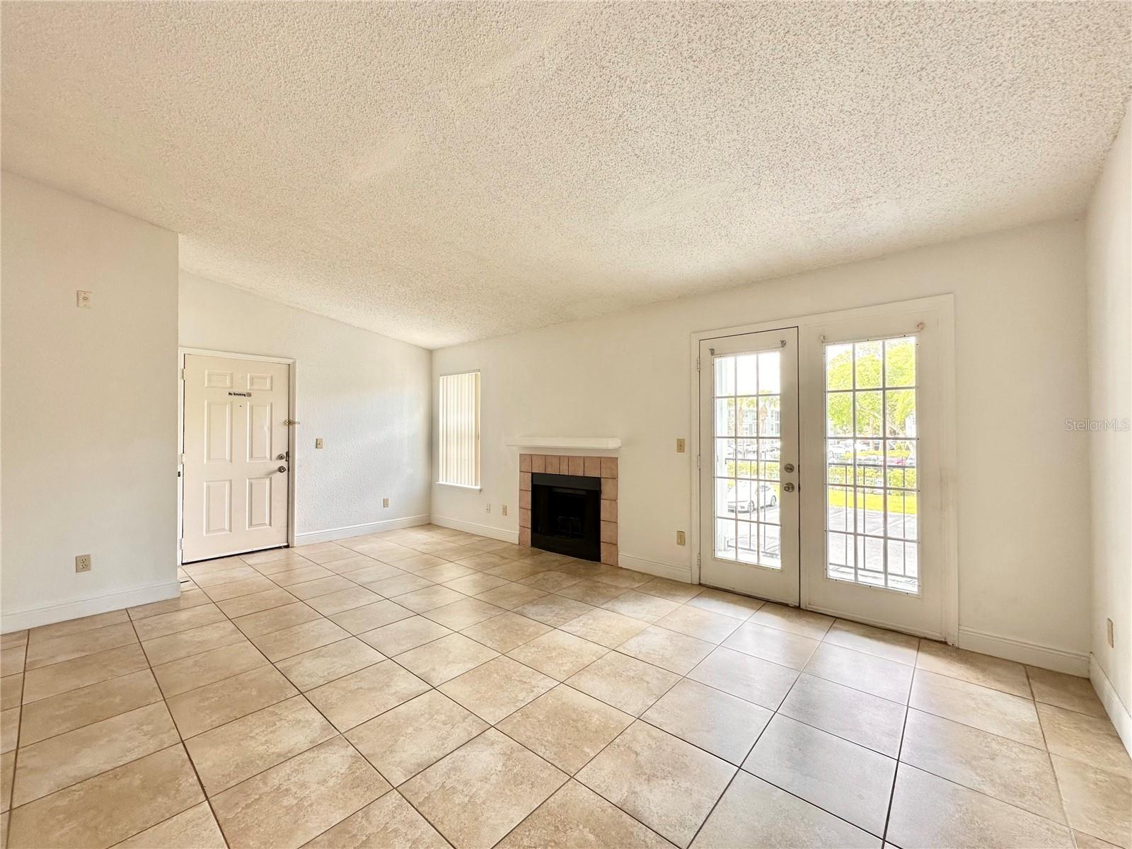 Image 5 of 38 For 2550 Alafaya Trail 12206