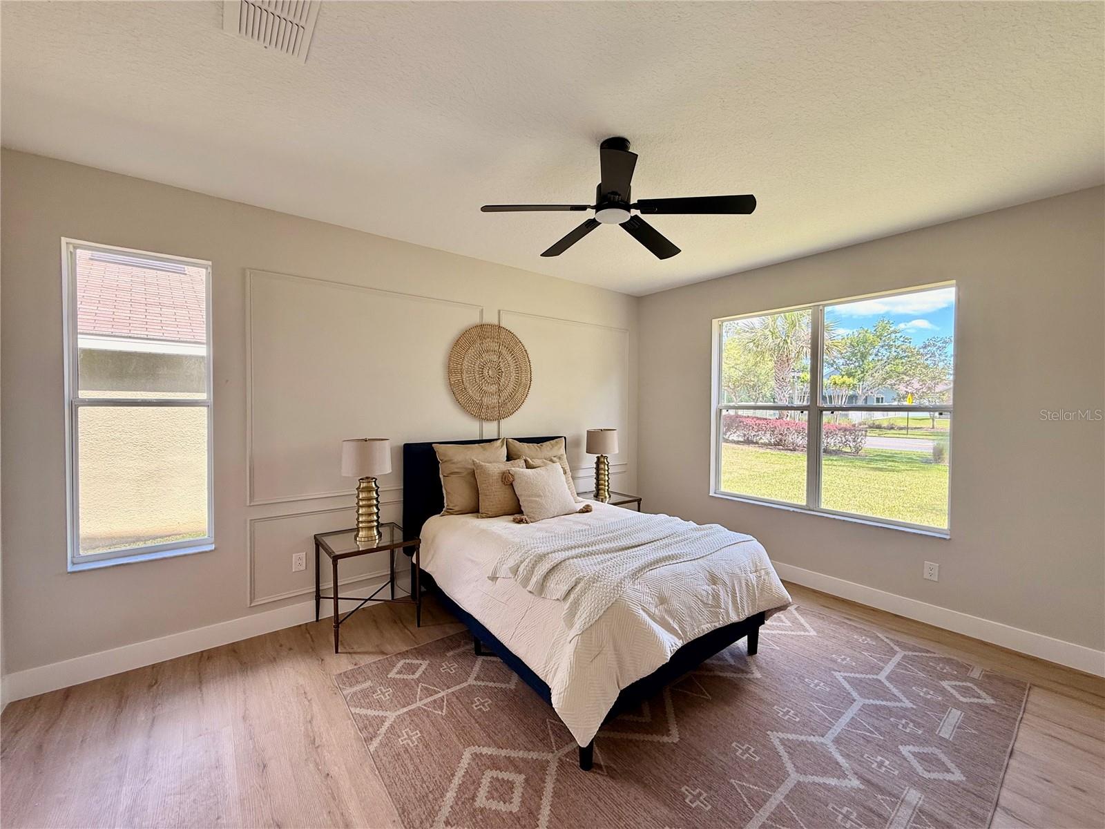 Image 23 of 75 For 13752 Hidden Forest Circle