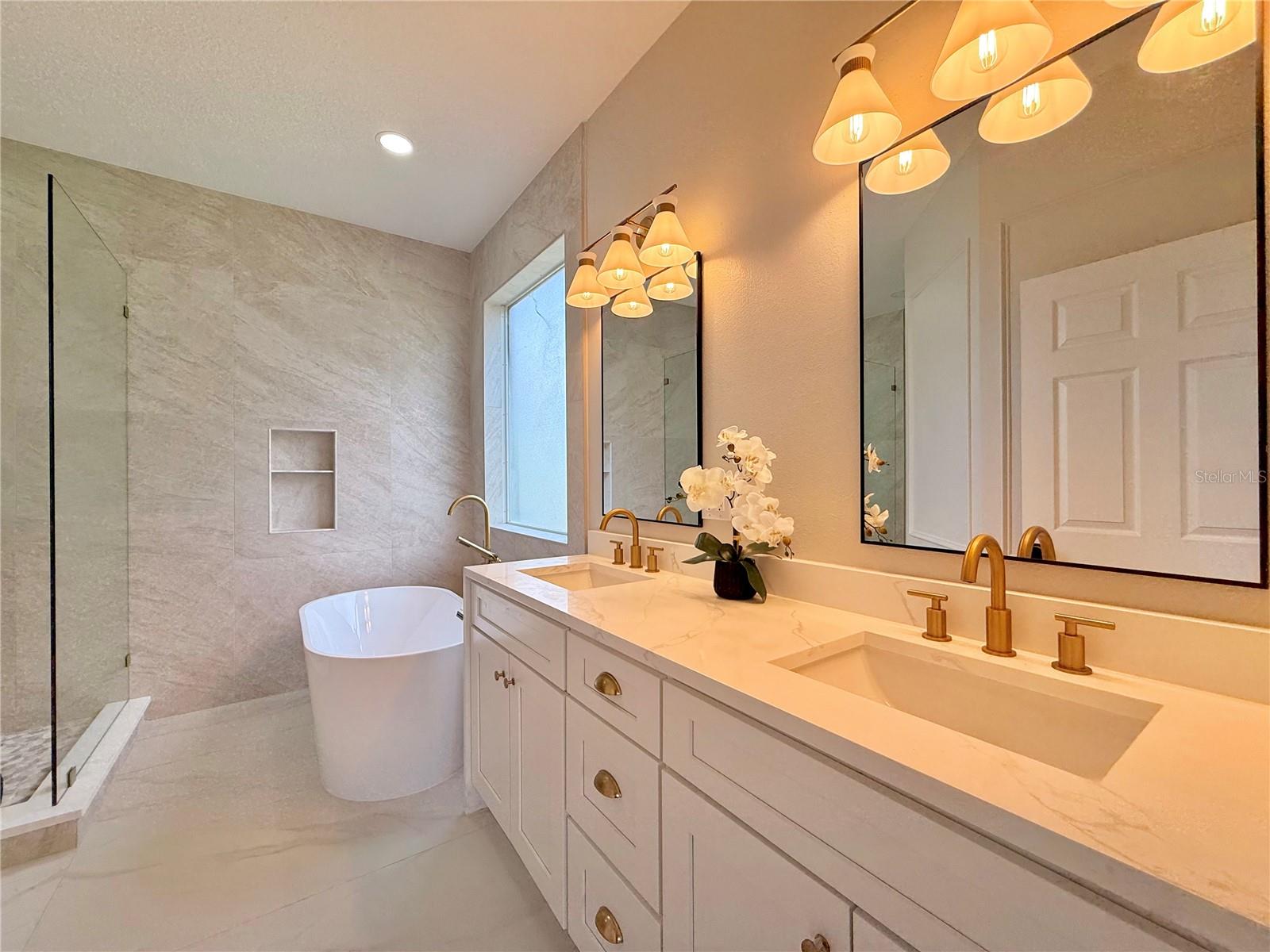 Image 28 of 75 For 13752 Hidden Forest Circle