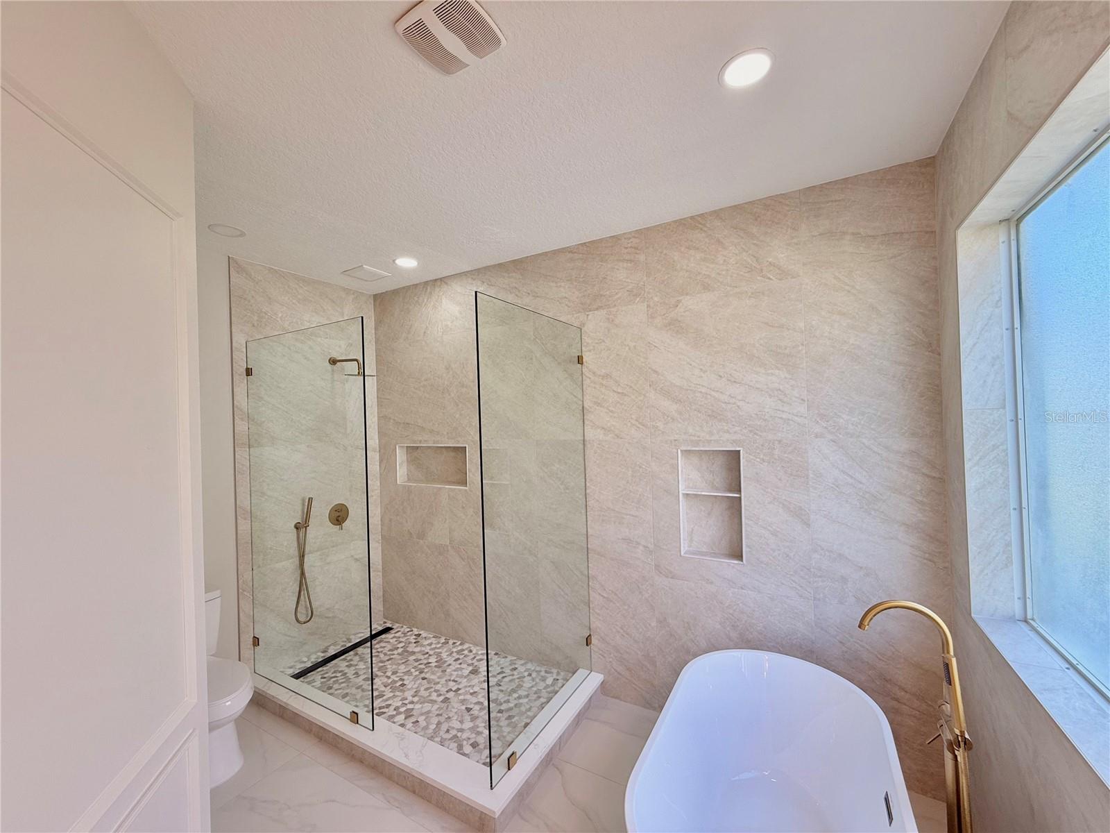 Image 33 of 75 For 13752 Hidden Forest Circle