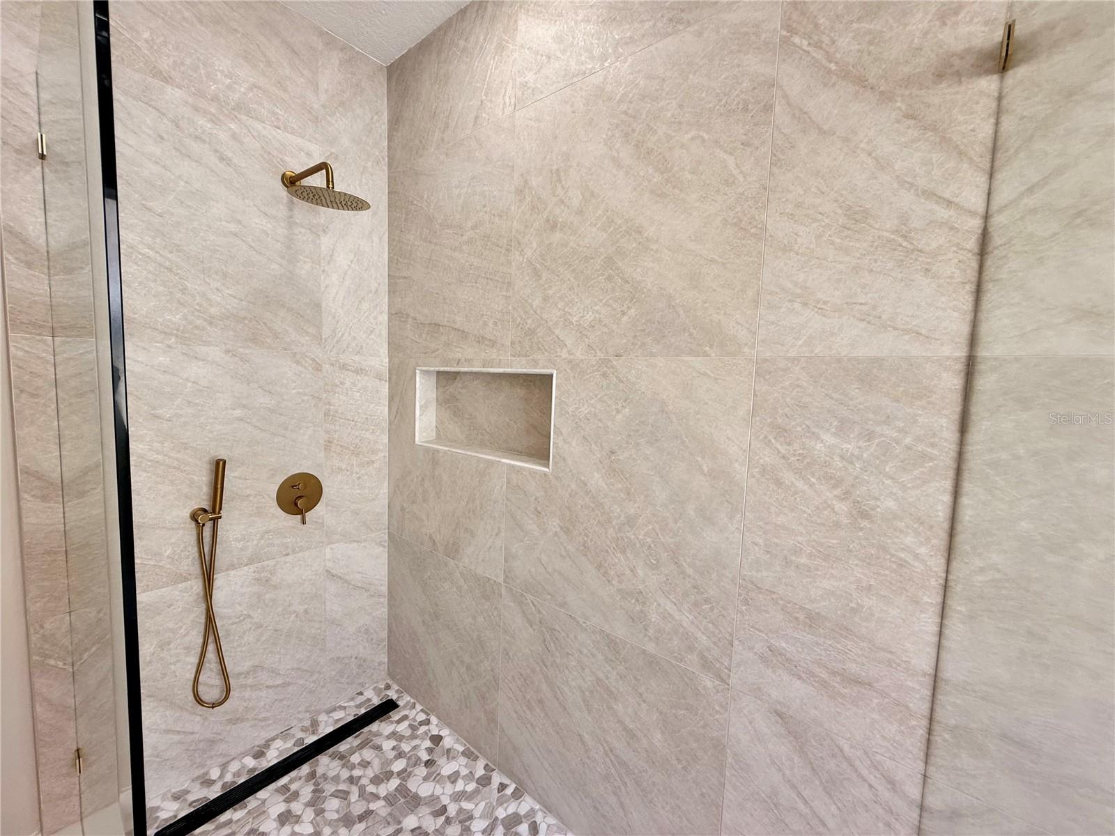 Image 34 of 75 For 13752 Hidden Forest Circle